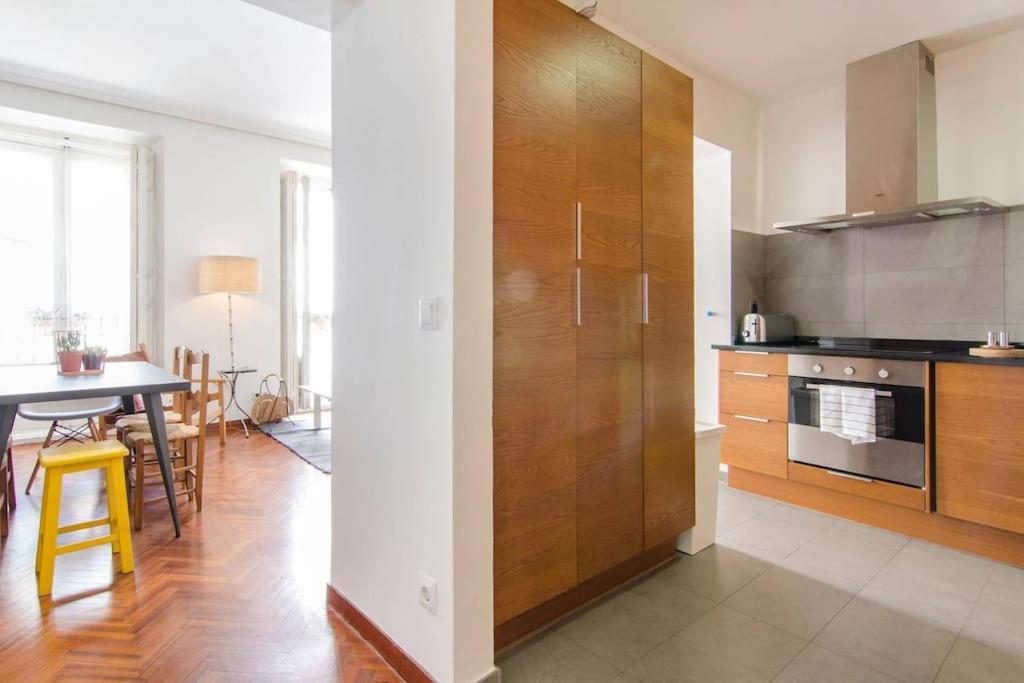 Malasana Beautiful Design Apartment 2Bed 2Bath 마드리드 외부 사진